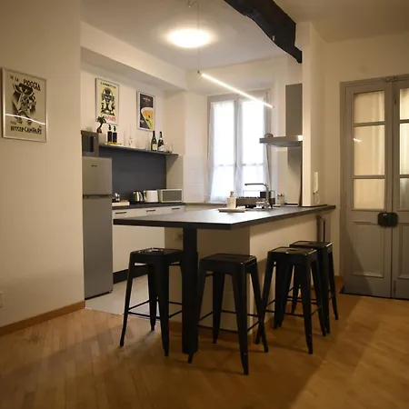 Apartment Studio61 -centro Storico- Ivrea